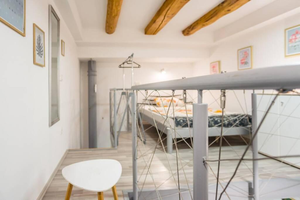 Apartma N'Poznam Tobacna Ljubljana Eksteriør bilde