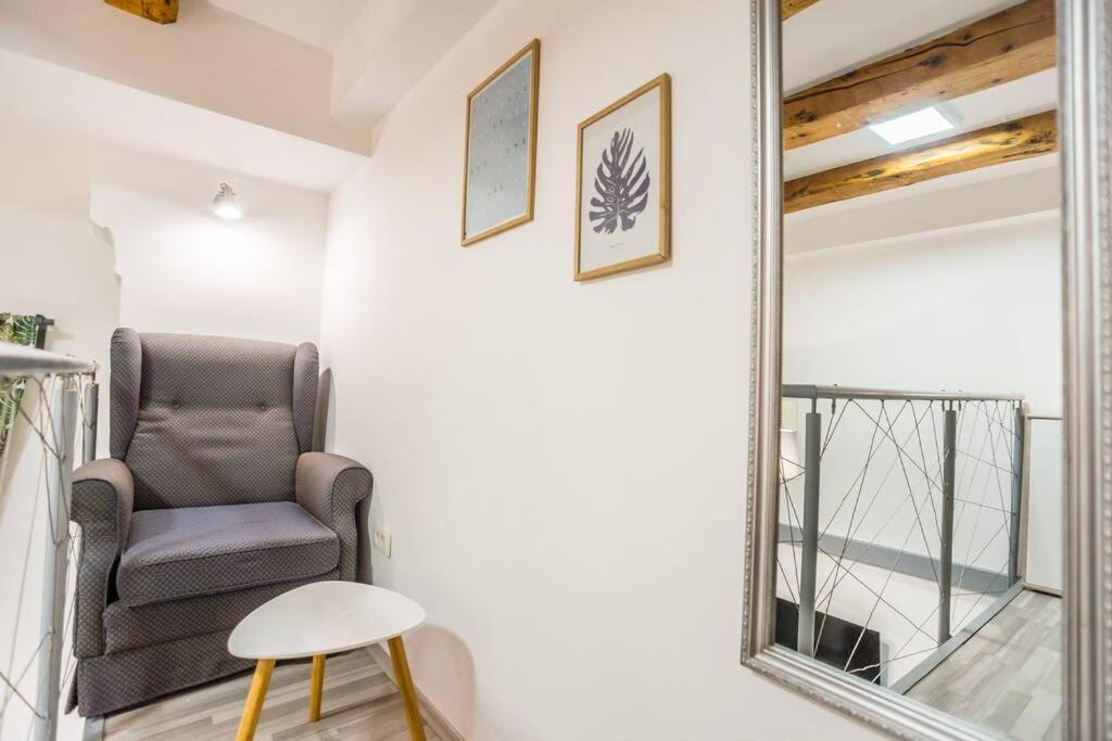 Apartma N'Poznam Tobacna Ljubljana Eksteriør bilde
