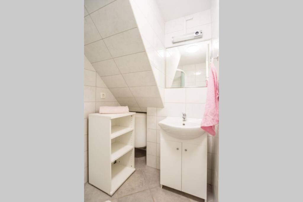 Apartma N'Poznam Tobacna Ljubljana Eksteriør bilde