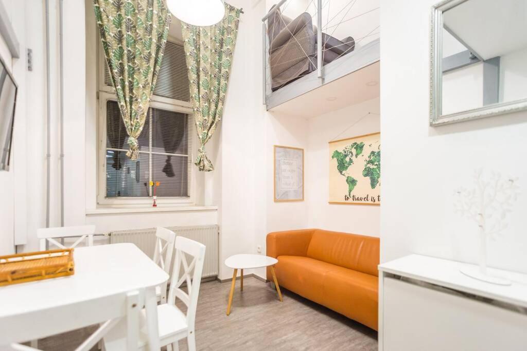 Apartma N'Poznam Tobacna Ljubljana Eksteriør bilde