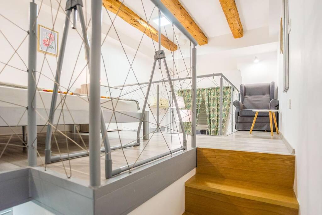 Apartma N'Poznam Tobacna Ljubljana Eksteriør bilde