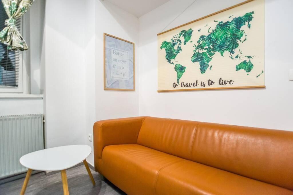 Apartma N'Poznam Tobacna Ljubljana Eksteriør bilde