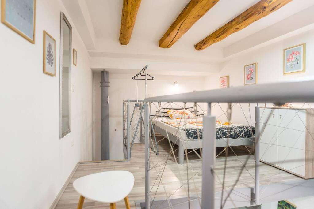 Apartma N'Poznam Tobacna Ljubljana Eksteriør bilde