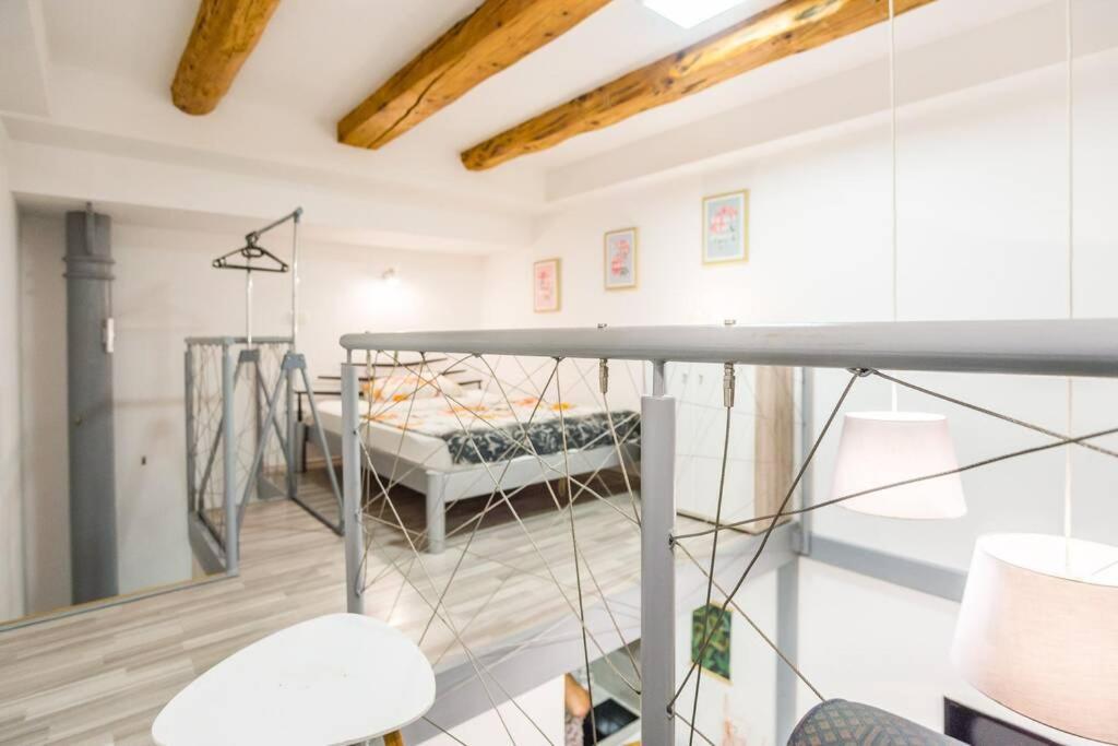 Apartma N'Poznam Tobacna Ljubljana Eksteriør bilde
