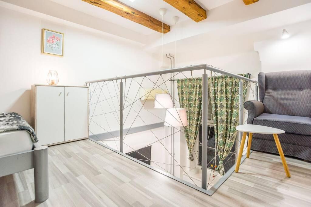 Apartma N'Poznam Tobacna Ljubljana Eksteriør bilde
